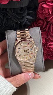 誰能拒絕的勞力士 💫玫瑰金滿天星🌈彩寶 🆕128235rainbow pave dial 2025 全新現貨🇭🇰