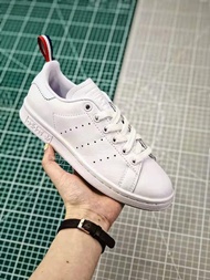 Adidas Originals Stan Smith史密斯板鞋｜顏色 白藍紅織帶｜尺碼 36 36.5 37 38 38.5 39 40 40.5 41 42 42.5 43 44
