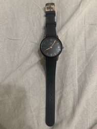 （二手有佩戴）32mm DW手錶 黑金新款  Daniel Wellington Iconic Motion