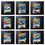 HW Hotwheels Hot Wheels McLaren Formula 1 Teeam/Equipe Porsche Taycan Turbo S PIXEL Shaker Power Roc