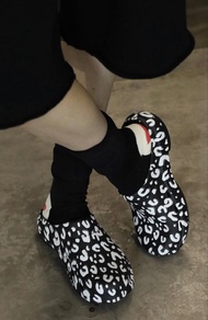 Threads 大熱 OOFOS x 日本潮牌 The Soloist Crocs 健康鞋