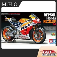 Tamiya 1/12 Honda RC213V '14 Repsol Motorcycle Model Kit