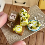 帶裝飾的微型復活節卷套裝