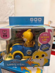 Pinkfong Baby Shark Singing Car