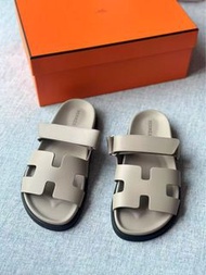 🐑全新 現貨 🧡 Hermes Chypre Sandal 二舅鞋 拖鞋👞 Beige Nomade 38.5