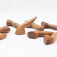 Mortar and pestle - Mortar and pestle, wooden mortar and pestle, chili sauce,/ mortar, wooden spoon