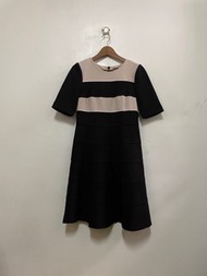 PERNG YUH 芃諭 米黑配色層次感設計圓領短袖洋裝 / 40