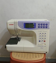 Janome memory craft 4900 qc 真善美 縫紉機(衣車)