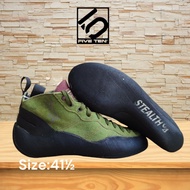 Five ten climbing shoes size 411⁄2 climbing shoes