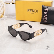 แว่นกันแดด FENDI FE40049I 01A ของแท้ ประกันศูนย์ไทย