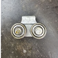 HEAVY DUTY HANGING DOUBLE WAY SLIDING DOOR ROLLER BEARING 4R BEARING 6200 TWIN ROLLER
