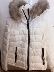 ［二手衣］好市多購入 DKNY 白色鋪棉外套 帽子可拆