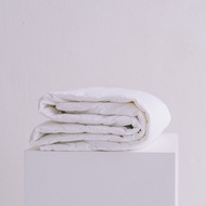 Oak and Sand - Fitted Mattress Protector | Hotel-Grade | Breathable | Doesn't Trap Heat | Hypoallerg