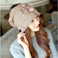 [Spot sent on the same day] Hooded hat ladies autumn and winter hollow lace Korean version of double