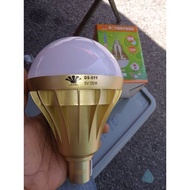 lampu suluh/lampu peniaga/lampu pasar malam/lampu emergency/lampu cas/lampu terang