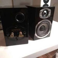 出售：加拿大Energy RC-MIni-B-1 小型喇叭(鋼琴黑)