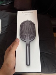 Dyson Supersonic 按摩梳