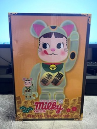 BE@RBRICK Bearbrick 招財貓 牛奶妹 不二家 開運  白色 夜光 螢光 蓄光 100% & 400%