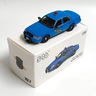 596 1: 64 Michigan State Police Car Ford Crown Victoria Simulation Alloy Car Model