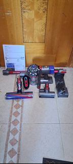 Dyson v8 slim fluffy