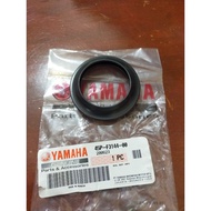 Original Yamaha Genuine Part 45P Byson Dust Seal