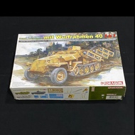 Dragon Sd. Kfz. 251 / 2 Ausf. C Mit Wurfrahmen 40 (3 In 1 Scale Model Kit
