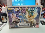 聖鬥士星矢,聖衣神話,神聖衣台座