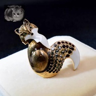 manysincerity Stylish Foxes Brooch Cartoon Animal Lapel Pins Luxury Corsage For Women Versatile Shin