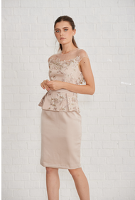 Elena Dress - เดรสลูกไม้แต่งสายคาดระบายเอว สายคาดถอดออกได้