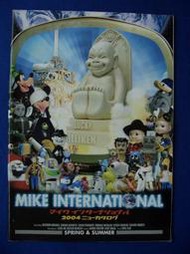 日本大阪連鎖玩具店MIKE 2004商品目錄/有迪士尼,藍色小精靈,史努比,星際大戰~~~眾多可愛造型商品