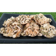 Florentine Cookies. Crunchy Bites