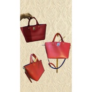MERAH Les catino red sling bag