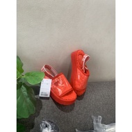 G2233 fur-lined gue sandal