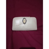 PUTIH Preloved White Wallet