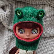 Blythe hat frog. Blythe knitted balaclava frog. Hat for Blythe dolls.