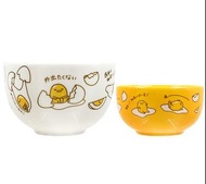 日本Sanrio 蛋黃哥碗套裝2隻   I  陶瓷碗  全新 SANRIO Gudetama 麥當勞 梳乎蛋 蛋黃哥 雞蛋哥 蛋黃哥公仔 蛋黃哥餐具  陶瓷碗