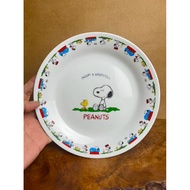 JAPAN SURPLUS Peanuts Snoopy & Woodstock ceramic plate, approximately 19cm to 20cm in diameter