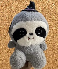 外國正版、超可愛、第一次見～吸血鬼🧛樹懶公仔 $69@約15至20 cm ✅ 可以加錢轉樹懶畢業公仔 樹懶公仔花束（香皂花&仿真花。）sloth plush