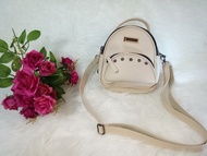 Tas ransel charles and keith tas selempang wanita