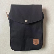 Fjallraven Kanken Fox กระเป๋าซองลำลองเรียบง่ายผ้าใบกันน้ำกระเป๋าสะพายไหล่ผู้หญิง