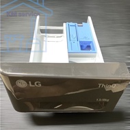 Detergent Compartment/Fabric Softener LG Front-Loading Washing Machine 13 Kg./Bake 8 Second Hand