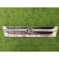 DAIHATSU HIJET (S211P) FRONT GRILL/GARNISH FRONT PANEL [C-3-3]