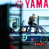 Smoking boy figure for diecast 1: hotwheels,MiniGT, tarmac,Greenlight, matchbox, inno64, diecast car