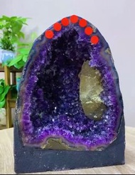 高級別烏拉圭原礦紫晶洞.洞內共生黃水晶，鈦晶砂糖共生水晶洞