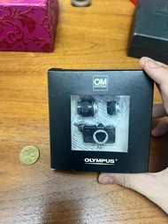 Olympus OM-1 Miniature Camera 迷你相機擺置