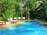 Baan Klang Aow Beach Resort