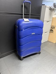 Brand new 28” American Tourister (model :crosswave ) blue/ yellow 全新 正品正貨  特價 🔍清倉 clearance sale ✅💯👍
