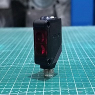 OMRON E3Z-R86 Photoelectric Sensor 12-24Vdc