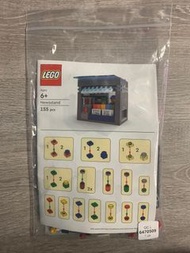 全新未砌 樂高  積木 書報攤 街景 模型 Lego Brick Model