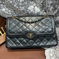 Chanel vintage Paris Special edition flap bag 巴黎限定金銀扣flag bag 26cm